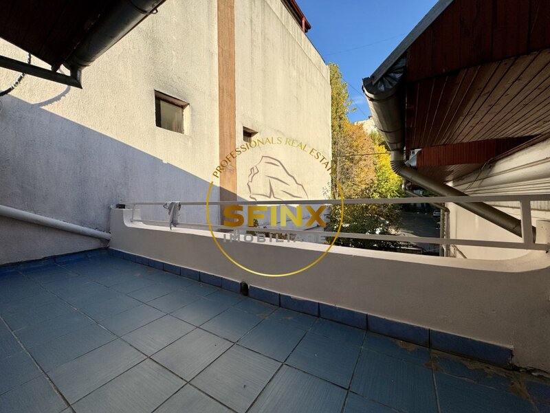 Vila P+M 168 mp utili ideala pentru clinica sau birouri, metrou